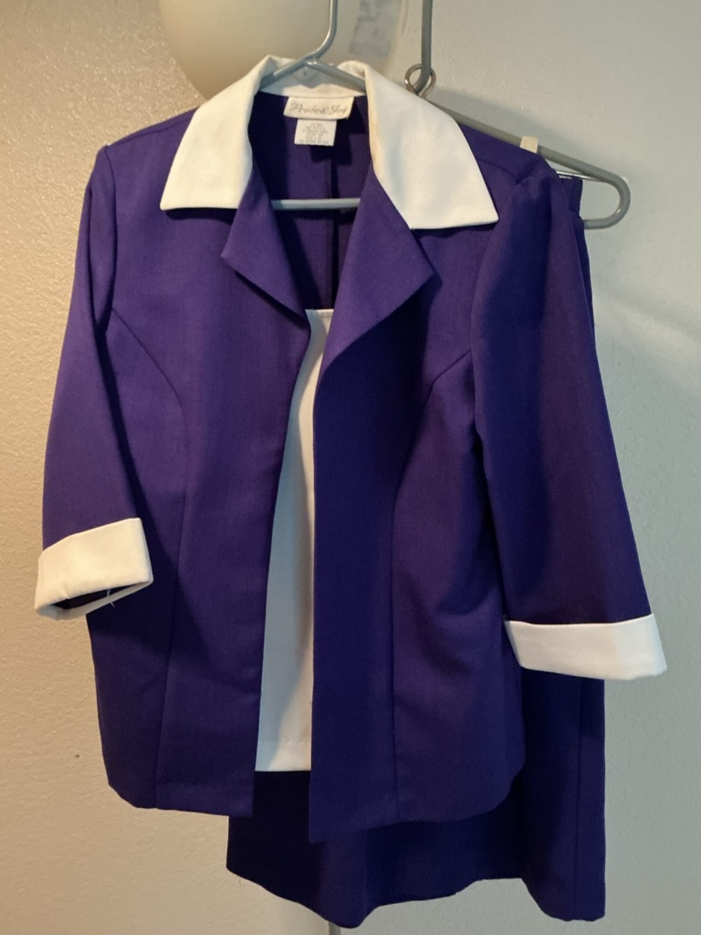 Perriwinkle & White Women's Three-Piece Suit